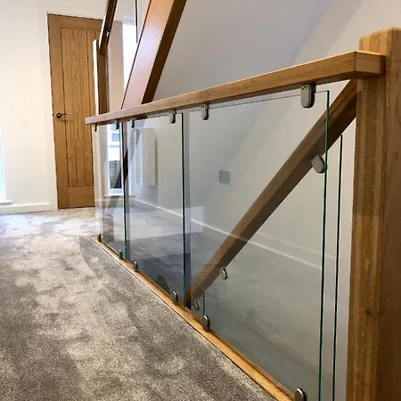 The Glass House - Holiday home *
